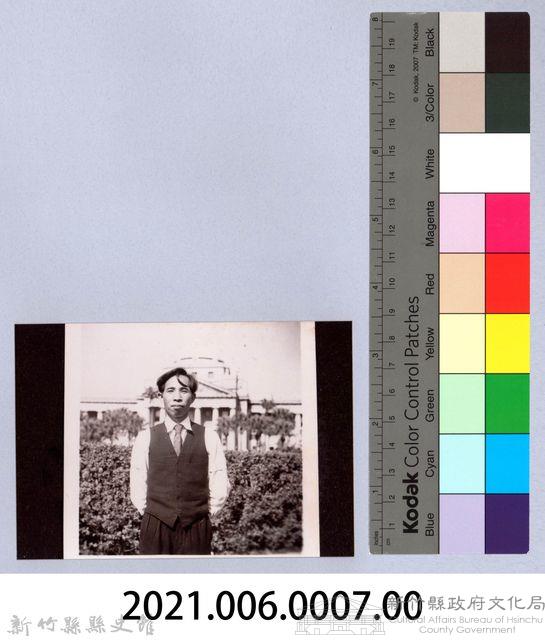 龍瑛宗翻拍照7：龍瑛宗個人照1藏品圖，第2張