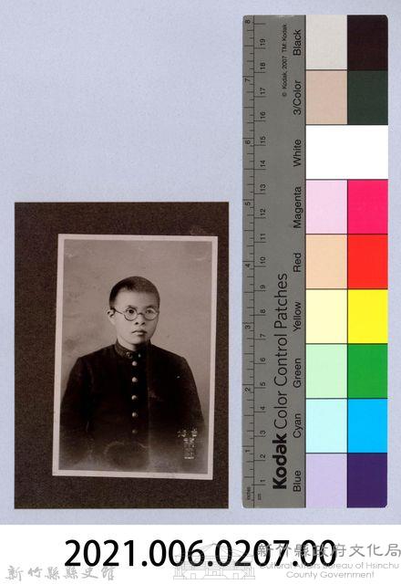 龍瑛宗翻拍照207：學生個人照28藏品圖，第2張