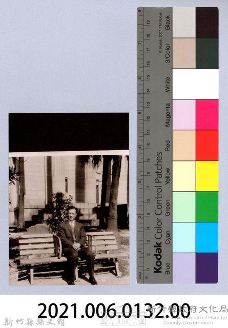 龍瑛宗翻拍照132：男性個人照1藏品圖，第2張