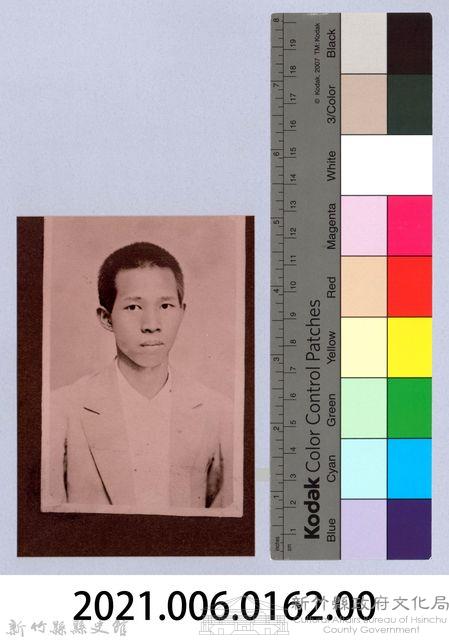 龍瑛宗翻拍照162：龍瑛宗個人照23藏品圖，第2張