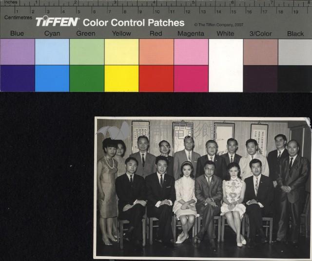 李翰祥與他人合照藏品圖，第1張