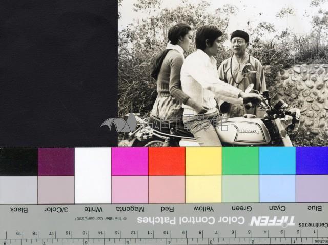 水雲(黑白)藏品圖，第1張