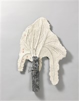 站在枯樹上藏品圖，第1張