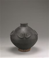 Handmade Traditional Ceramic Pot: Rock Collection Image, Figure 1, Total 2 Figures