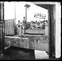 萬壽橋上的人群藏品圖，第1張