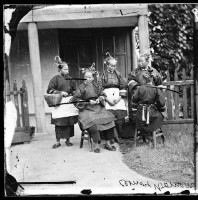 茶園裡的婦女藏品圖，第1張