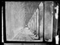 吳哥窟廊柱內一景藏品圖，第1張