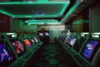 所在 playground II藏品圖，第1張