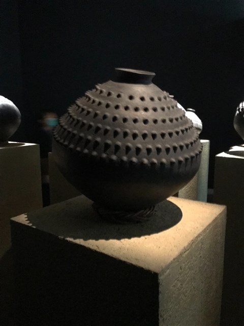 手作傳統陶壺－貞節之意