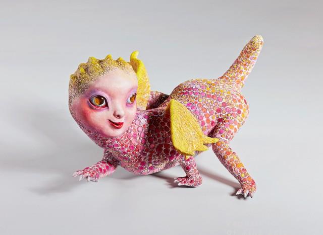 The Dragon on the Wall--with Double Wings and Baby Face Collection Image, Figure 2, Total 3 Figures