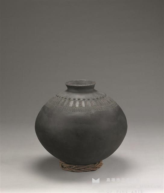Handmade Traditional Ceramic Pot: Fairness Collection Image, Figure 1, Total 2 Figures