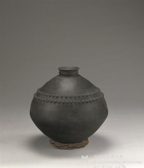 Handmade Traditional Ceramic Pot: Gestation Collection Image, Figure 1, Total 2 Figures