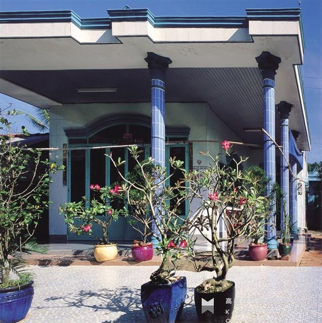 《望向彼方－亞洲新娘之歌 III》：貴孝越南的家 (C)藏品圖，第1張