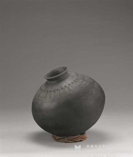 Handmade Traditional Ceramic Pot: Fairness Collection Image, Figure 2, Total 2 Figures