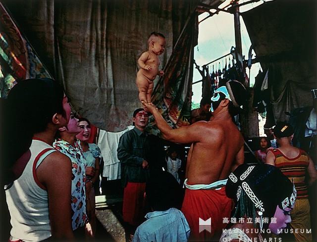 戲台後藏品圖，第1張