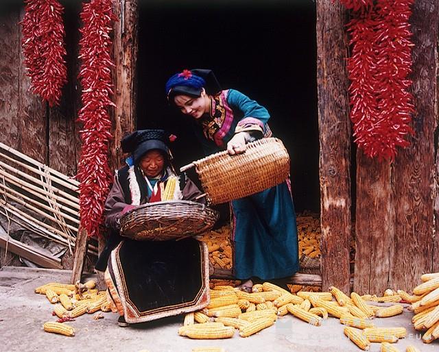 羌族風情藏品圖，第1張