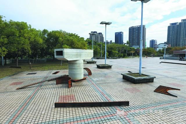 空的橋墩藏品圖，第1張