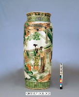五彩人物直筒式花瓶藏品圖，第4張