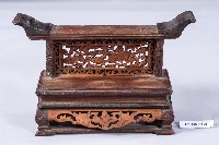 花鳥透雕翹首薦盒藏品圖，第1張