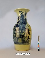 鳳凰牡丹紋青花瓶藏品圖，第1張