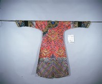 紫紅緞地金繡龍紋吉服袍藏品圖，第1張