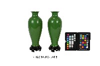 -1、-2：綠漆金骨填彩折枝牡丹花紋小瓶藏品圖，第2張