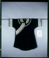 深青棉地彩繡緄邊大襟女衫、褲藏品圖，第1張