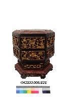 金雕花鳥紋糕餅座藏品圖，第1張