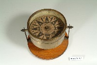 磁羅經〔乾式〕(Magnetic Dry-Card Compass)藏品圖，第1張
