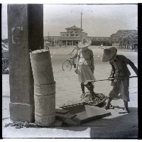 高雄市早年垃圾箱藏品圖，第1張