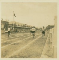 第五屆全省運動大會特撮高雄市體育場內含照片48張藏品圖，第13張