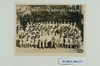 高雄市信義國校幼稚園乙班師生合影藏品圖，第1張