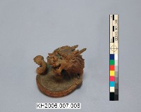 龍形陶塑水盂藏品圖，第1張