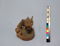 龍形陶塑水盂藏品圖，第2張