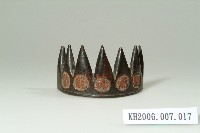 黑漆山形竹刻筆山藏品圖，第1張