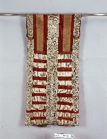 泰雅族男用貝珠長衣禮服藏品圖，第2張