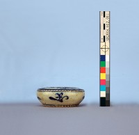 簡筆花草紋青花水盂藏品圖，第5張