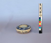 簡筆花草紋青花水盂藏品圖，第8張