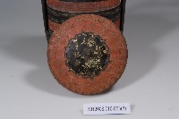 竹編朱漆描金三層提籃藏品圖，第3張