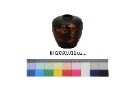 彩繪填漆原住民山居紋小瓶藏品圖，第1張