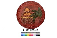 朱漆雕刻彩繪古城門圖紋圓盤藏品圖，第1張