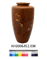 黃漆「台湾の名蘭」紋漆瓶藏品圖，第1張