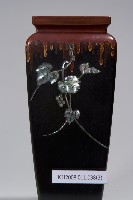 貝殼鑲嵌葛藤紋四方瓶藏品圖，第4張