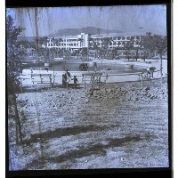 高雄市中央公園藏品圖，第1張