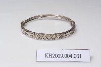 銀牡丹手鐲藏品圖，第1張