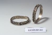 銀鎏金雙層花卉紋手鐲藏品圖，第1張