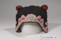 黑棉地鴟鴞造型貼布繡童帽藏品圖，第1張