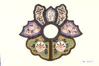 五彩緞地蝶型彩繡圍涎藏品圖，第1張