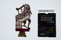 皮影戲道具偶-一桌二椅藏品圖，第3張