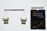 皮影戲道具-扁擔水桶藏品圖，第1張